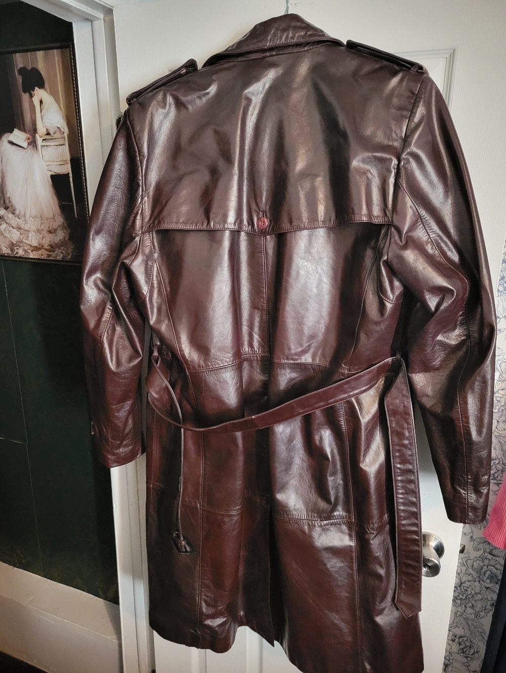 Vintage Burgundy Leather Trench Coat - Picture 11 of 14
